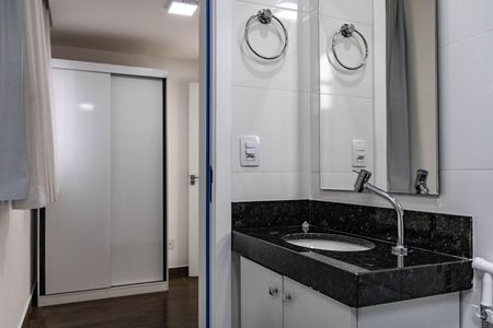 Apartamento para alugar com 62m², 2 quartos e 2 vagas Apartamento para alugar com 62m², 2 quartos e 2 vagasBanheiro da Suíte 2