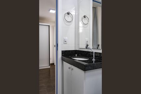 Apartamento para alugar com 62m², 2 quartos e 2 vagas Apartamento para alugar com 62m², 2 quartos e 2 vagasBanheiro da Suíte 2