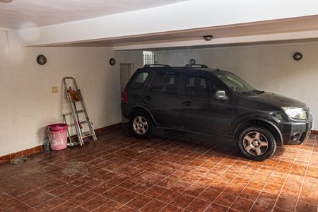 Casa à venda com 294m², 3 quartos e 3 vagas Casa à venda com 294m², 3 quartos e 3 vagasGaragem