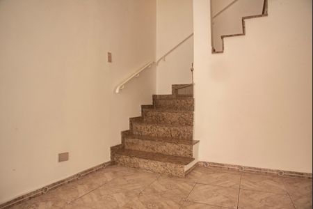 Casa à venda com 141m², 2 quartos e 1 vagaSala