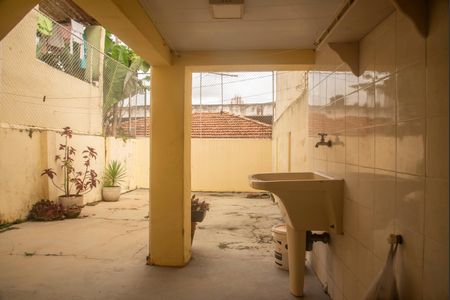 Casa à venda com 141m², 2 quartos e 1 vagaÁrea de Serviço