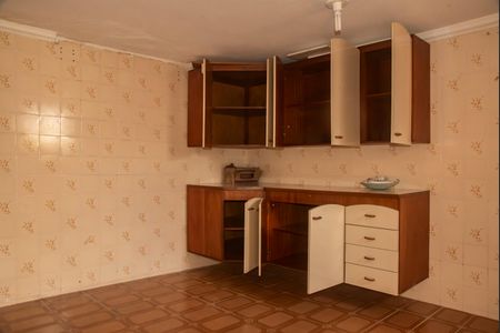 Casa à venda com 141m², 2 quartos e 1 vagaQuarto de Serviço