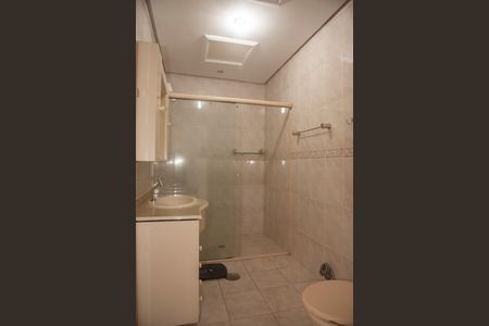 Casa à venda com 141m², 2 quartos e 1 vagaBanheiro