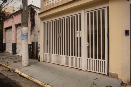 Casa à venda com 141m², 2 quartos e 1 vagaFrente