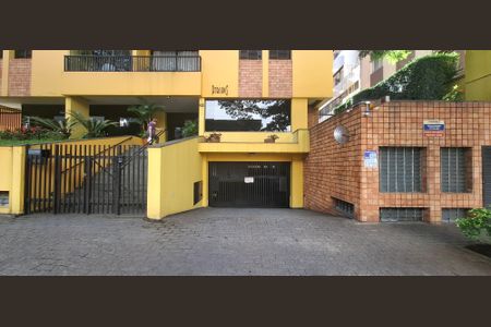 Apartamento à venda com 88m², 3 quartos e 2 vagasFachada