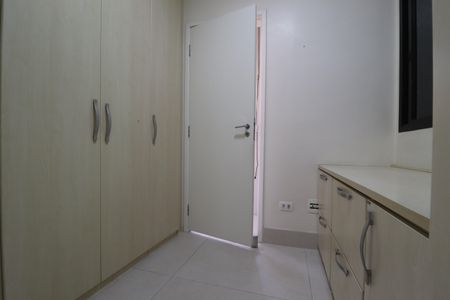 Apartamento à venda com 88m², 3 quartos e 2 vagasQuarto de Serviço