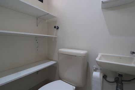 Apartamento à venda com 88m², 3 quartos e 2 vagasBanheiro de Serviço