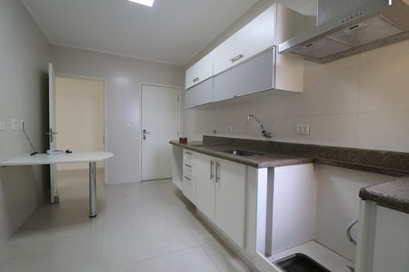 Apartamento à venda com 88m², 3 quartos e 2 vagasCozinha