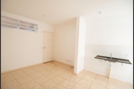Apartamento para alugar com 43m², 2 quartos e 1 vaga Apartamento para alugar com 43m², 2 quartos e 1 vagaSala