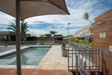 Apartamento para alugar com 43m², 2 quartos e 1 vaga Apartamento para alugar com 43m², 2 quartos e 1 vagaÁrea comum - Piscina