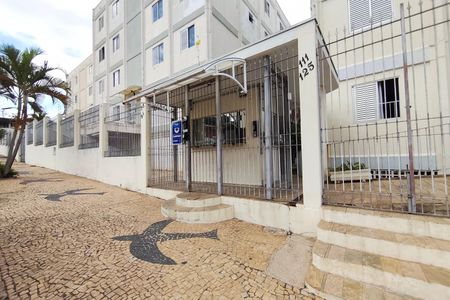 Apartamento à venda com 72m², 2 quartos e 1 vagaFachada do Condomínio