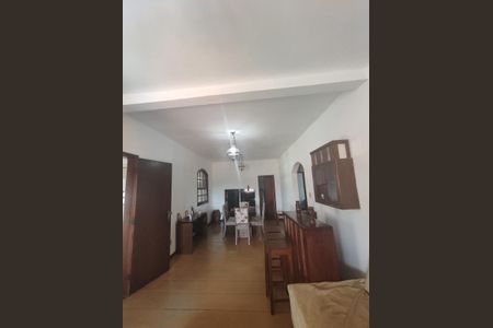 Casa à venda com 360m², 7 quartos e 2 vagasSala