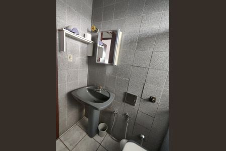 Casa à venda com 360m², 7 quartos e 2 vagasBanheiro 3