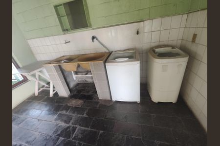 Casa à venda com 360m², 7 quartos e 2 vagasÁrea de Serviço