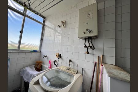 Apartamento à venda com 62m², 1 quarto e 1 vaga Apartamento à venda com 62m², 1 quarto e 1 vagaArea de Serviço