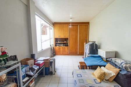 Casa à venda com 180m², 3 quartos e 3 vagasQuarto