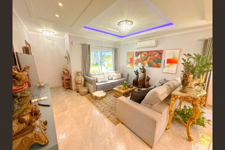Casa para alugar com 270m², 3 quartos e 4 vagasSala