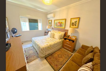 Casa para alugar com 270m², 3 quartos e 4 vagasSuíte 1