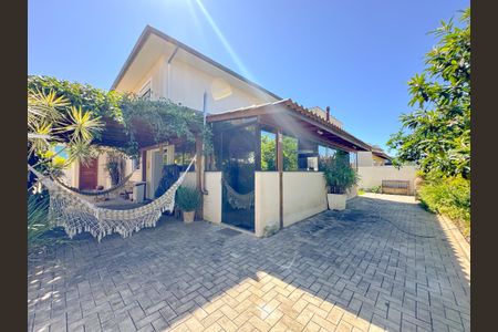 Casa para alugar com 270m², 3 quartos e 4 vagasÁrea externa