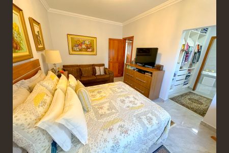 Casa para alugar com 270m², 3 quartos e 4 vagasSuíte 1