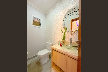 Casa para alugar com 270m², 3 quartos e 4 vagasLavabo