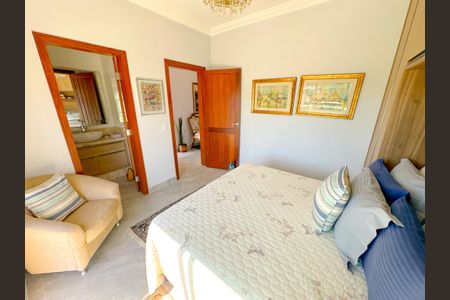 Casa para alugar com 270m², 3 quartos e 4 vagasSuíte 3
