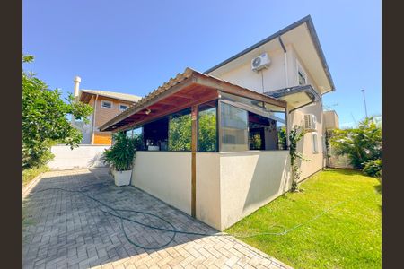 Casa para alugar com 270m², 3 quartos e 4 vagasÁrea externa