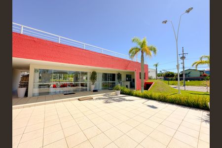 Casa para alugar com 270m², 3 quartos e 4 vagasÁrea comum - Salão de festas