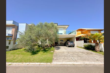 Casa para alugar com 270m², 3 quartos e 4 vagasVista da Rua