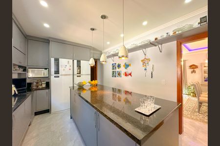Casa para alugar com 270m², 3 quartos e 4 vagasCozinha