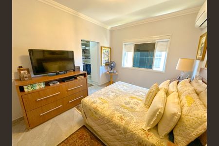 Casa para alugar com 270m², 3 quartos e 4 vagasSuíte 1