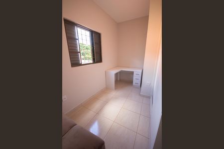 Casa para alugar com 118m², 3 quartos e 3 vagasEscritório/Quarto