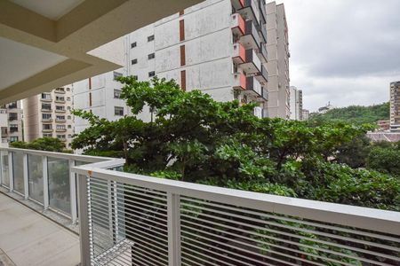Apartamento à venda com 74m², 2 quartos e 1 vaga