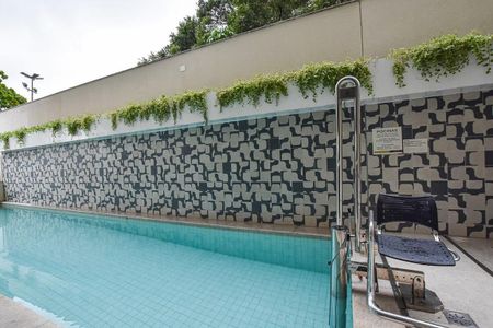 Apartamento à venda com 74m², 2 quartos e 1 vaga