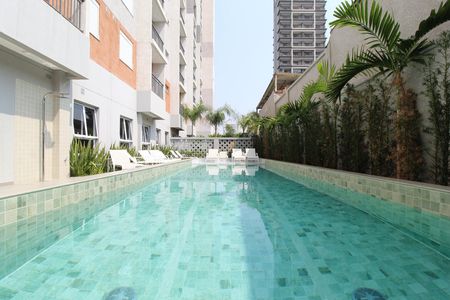 Apartamento para alugar com 35m², 2 quartos e sem vagaÁrea Comum - Piscina