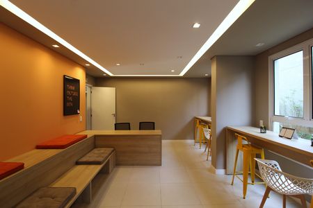 Apartamento para alugar com 35m², 2 quartos e sem vagaÁrea Comum - Coworking