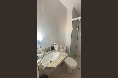 Apartamento à venda com 57m², 2 quartos e 1 vaga Apartamento à venda com 57m², 2 quartos e 1 vagaBanheiro da Suíte