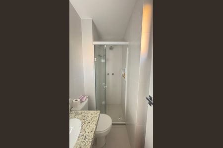 Apartamento à venda com 57m², 2 quartos e 1 vaga Apartamento à venda com 57m², 2 quartos e 1 vagaBanheiro da Suíte