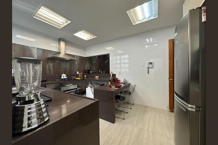 Casa à venda com 165m², 3 quartos e 1 vaga Casa à venda com 165m², 3 quartos e 1 vagaFoto 08