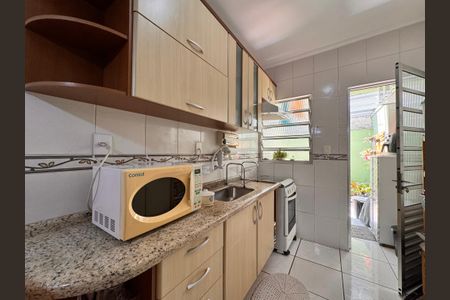 Apartamento à venda com 64m², 2 quartos e 2 vagasCozinha