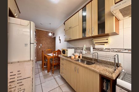 Apartamento à venda com 64m², 2 quartos e 2 vagasCozinha