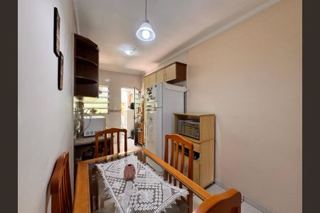 Apartamento à venda com 64m², 2 quartos e 2 vagasCozinha