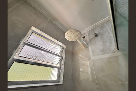 Apartamento à venda com 64m², 2 quartos e 2 vagasBanheiro da suíte