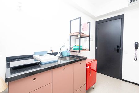 Studio para alugar com 27m², 1 quarto e sem vaga Studio para alugar com 27m², 1 quarto e sem vagaCozinha