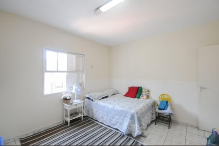 Casa à venda com 133m², 1 quarto e 2 vagas Casa à venda com 133m², 1 quarto e 2 vagasQuarto