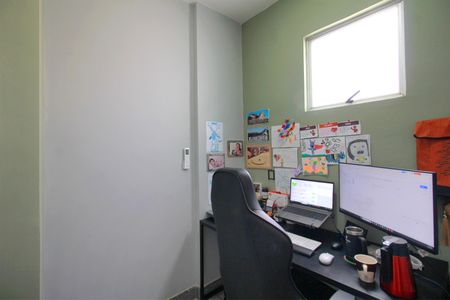 Apartamento à venda com 99m², 3 quartos e 3 vagasQuarto de Serviço