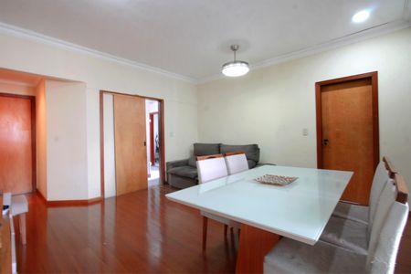 Apartamento à venda com 99m², 3 quartos e 3 vagasSala