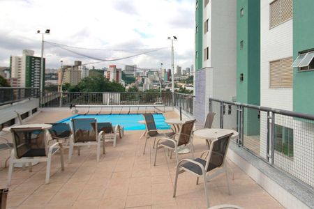 Apartamento à venda com 99m², 3 quartos e 3 vagasÁrea comum - Piscina