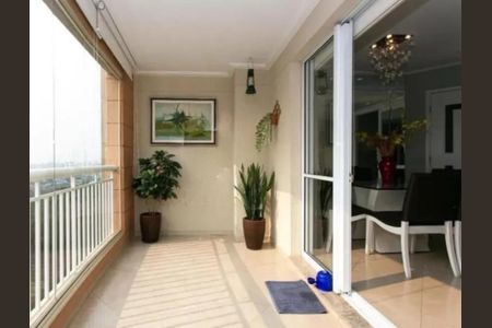 Apartamento à venda com 93m², 3 quartos e 2 vagasFoto 02
