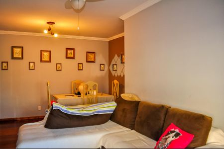 Apartamento à venda com 98m², 1 quarto e 2 vagasSala